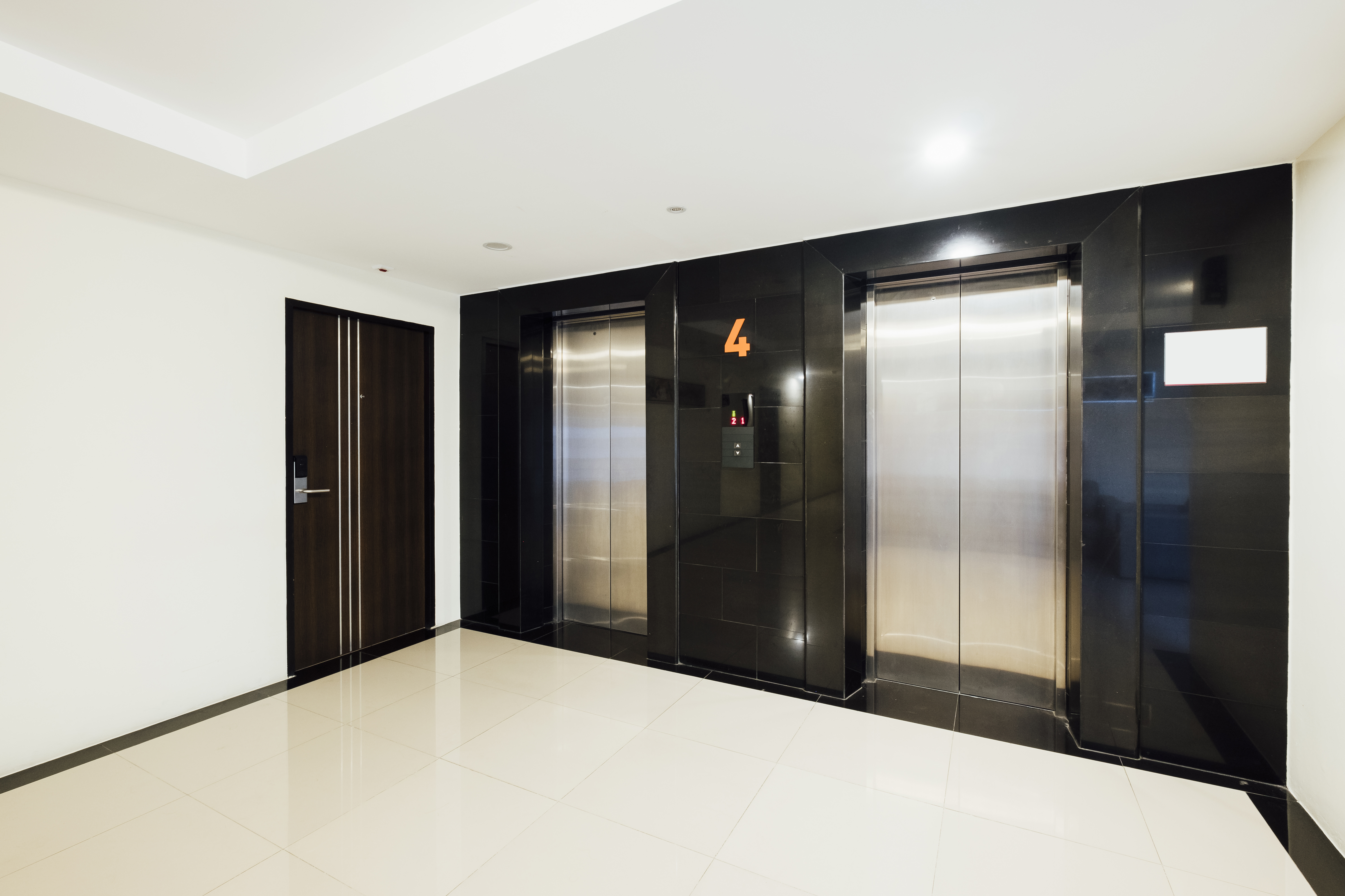 Commercial elevator installation for corporate office in DLF Cyber City by Pinaxis elevator company in Gurgaon
